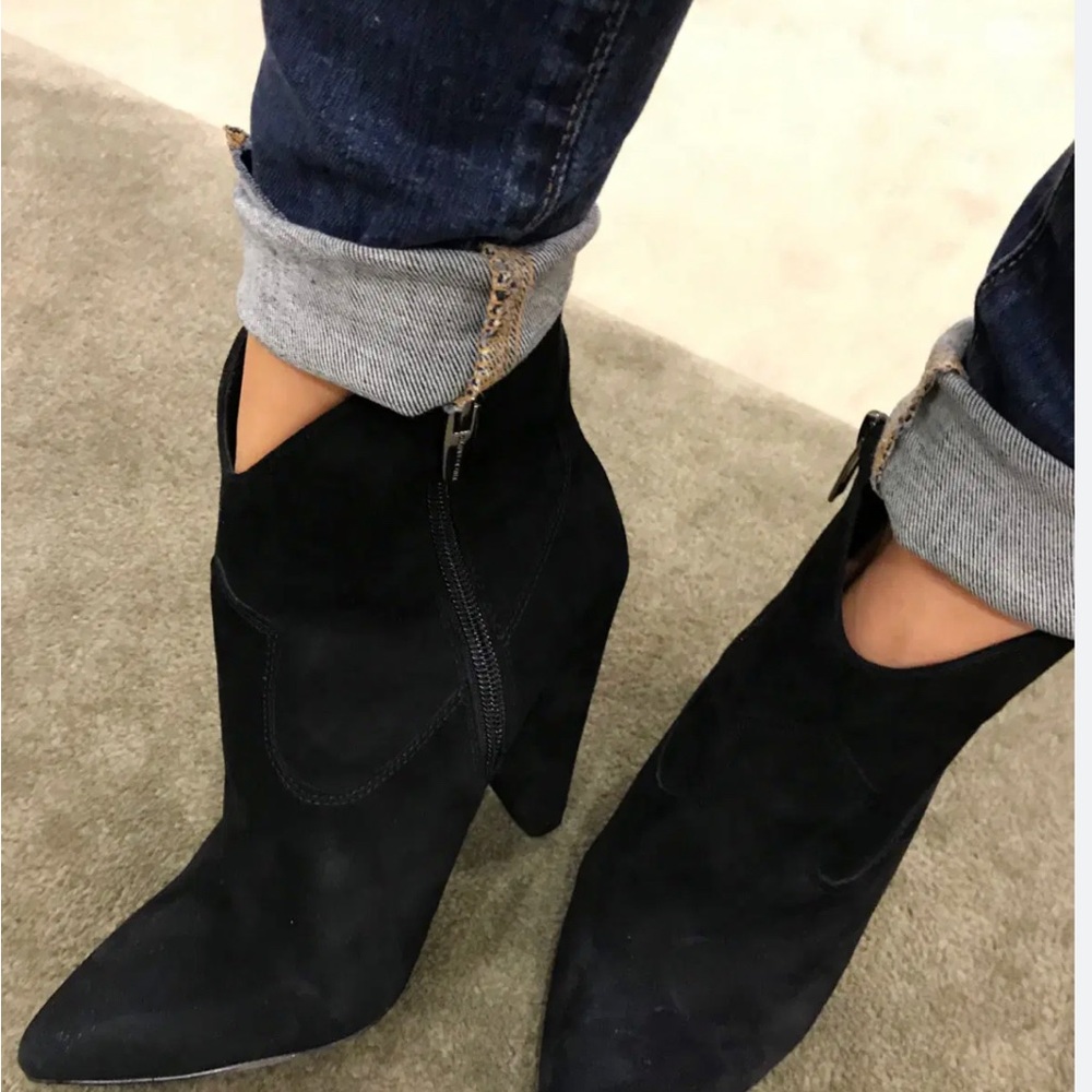 Vince Camuto Movinta suede black booties size 11 US